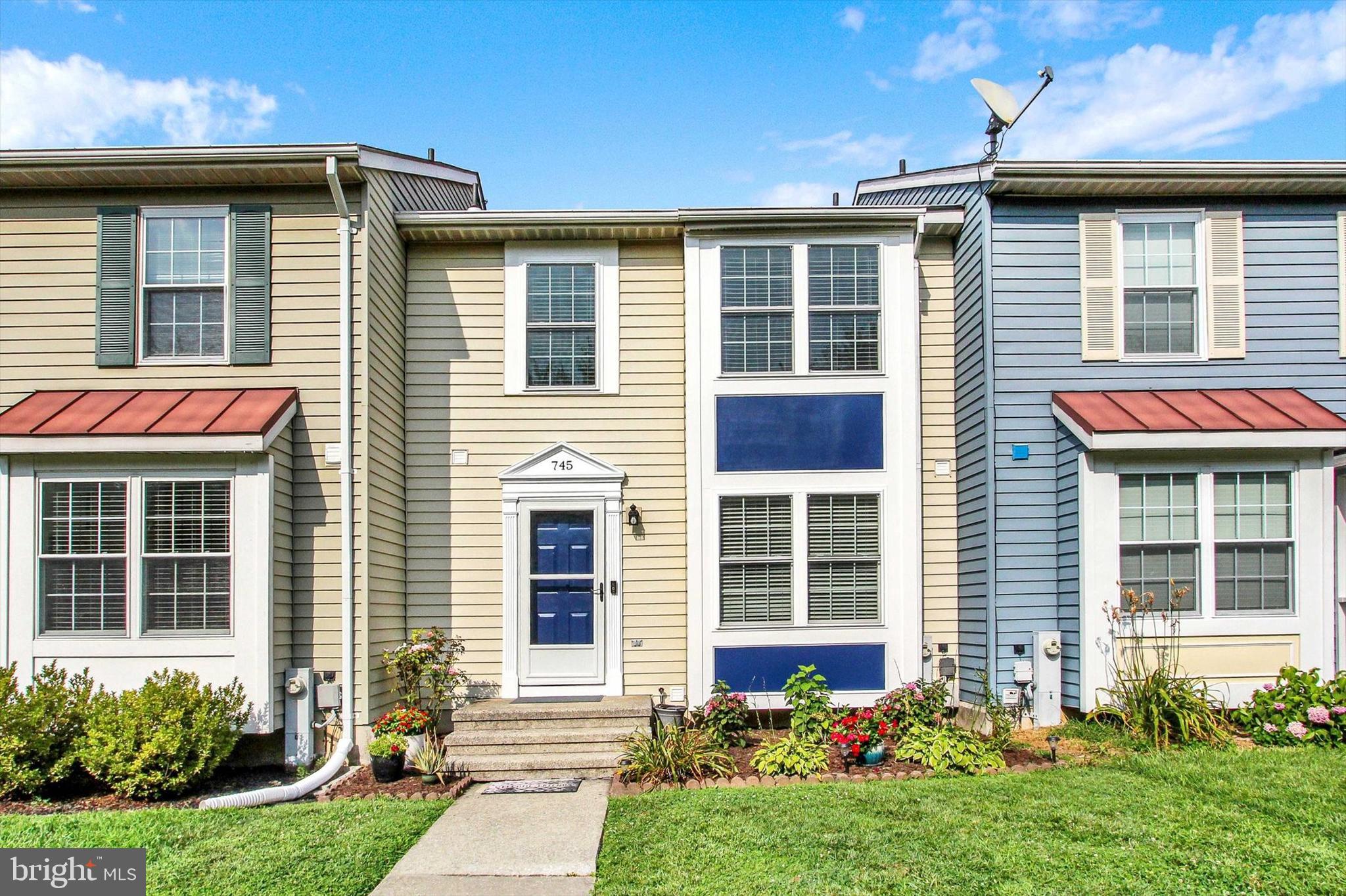 745 CLEARVIEW AVENUE