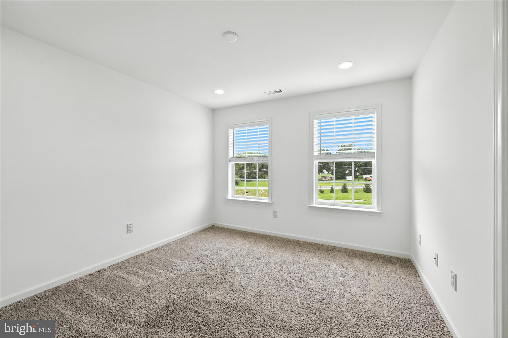 521 LANCELOT DRIVE