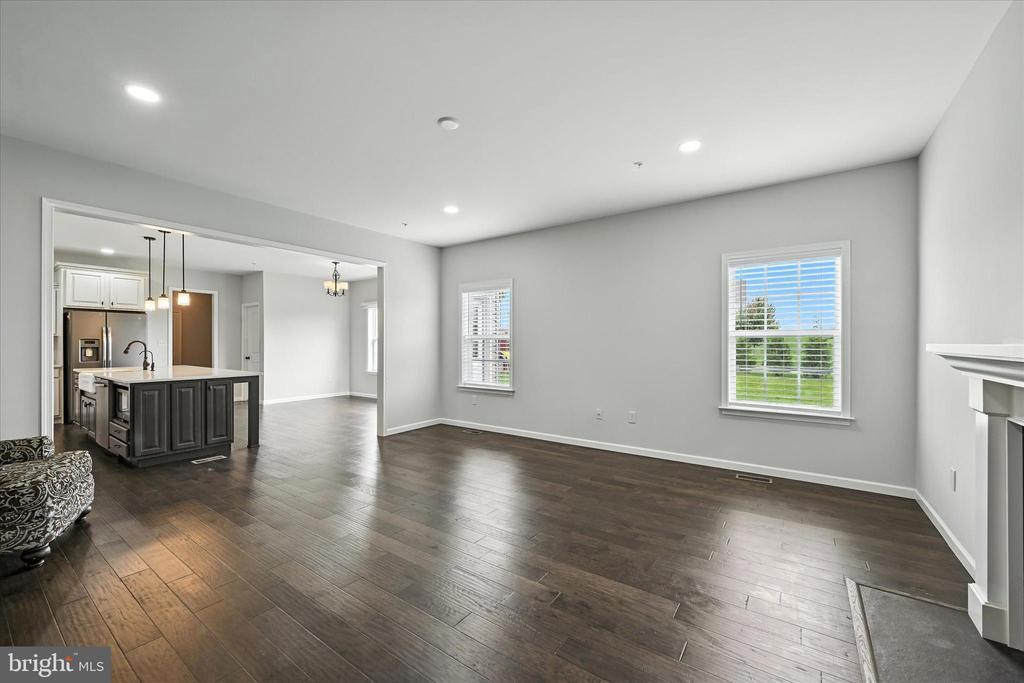 521 LANCELOT DRIVE