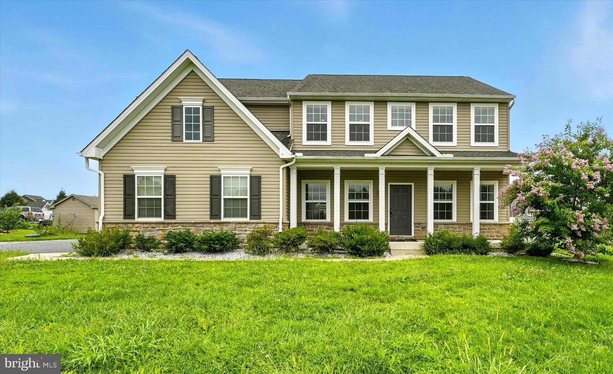 521 LANCELOT DRIVE