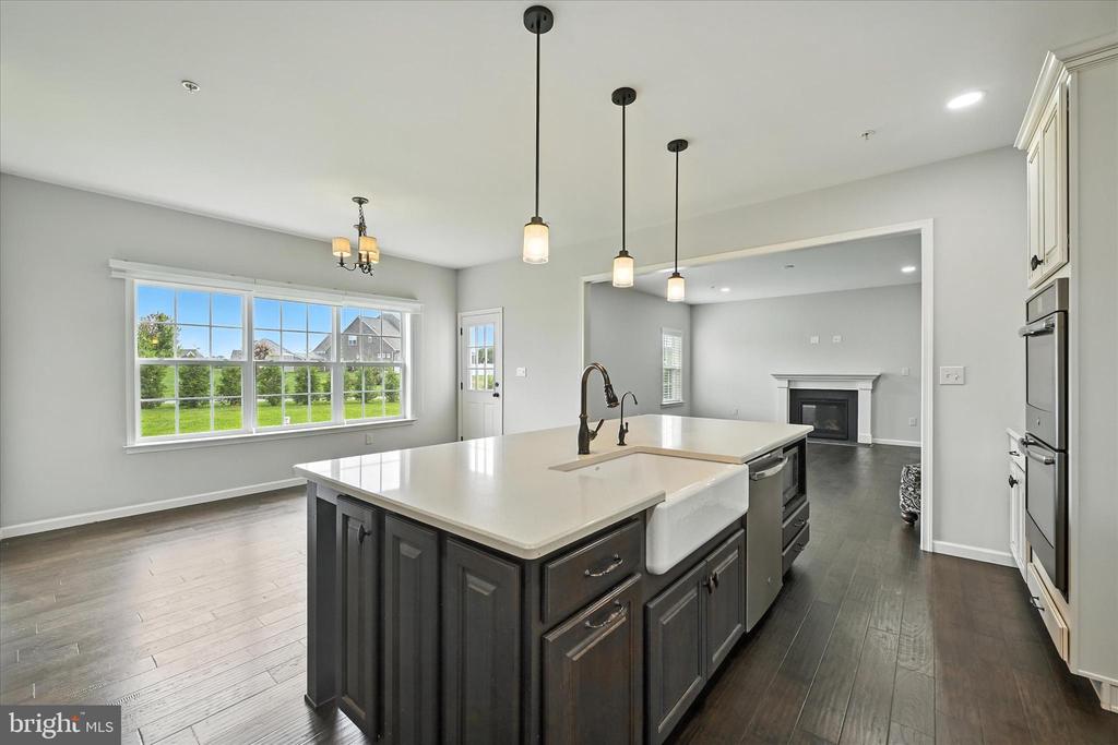 521 LANCELOT DRIVE