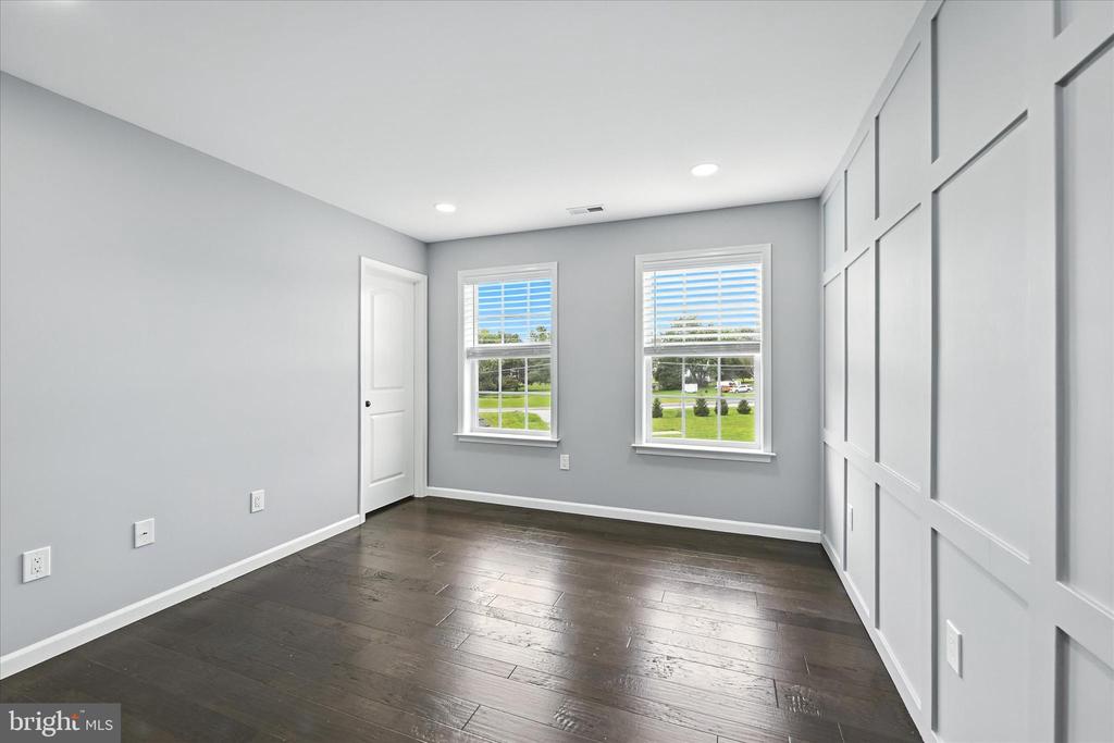 521 LANCELOT DRIVE