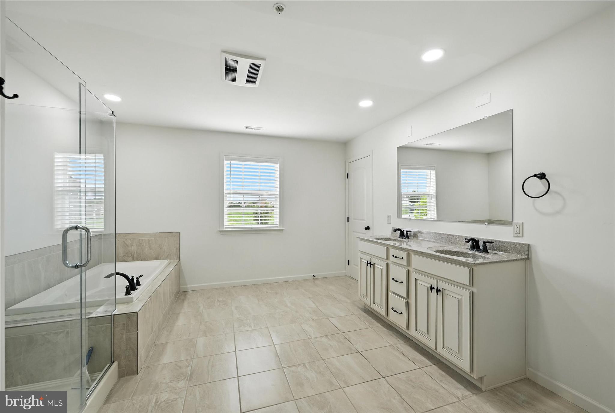 521 LANCELOT DRIVE