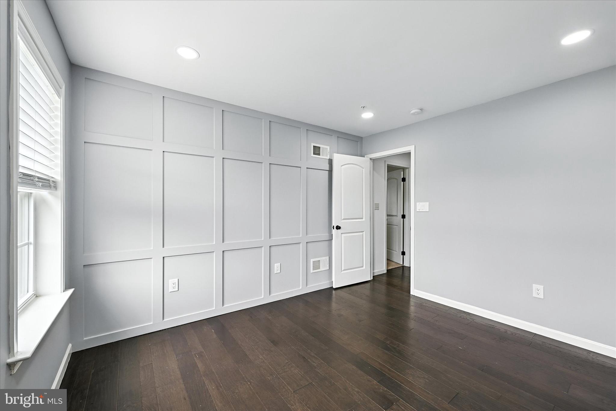 521 LANCELOT DRIVE