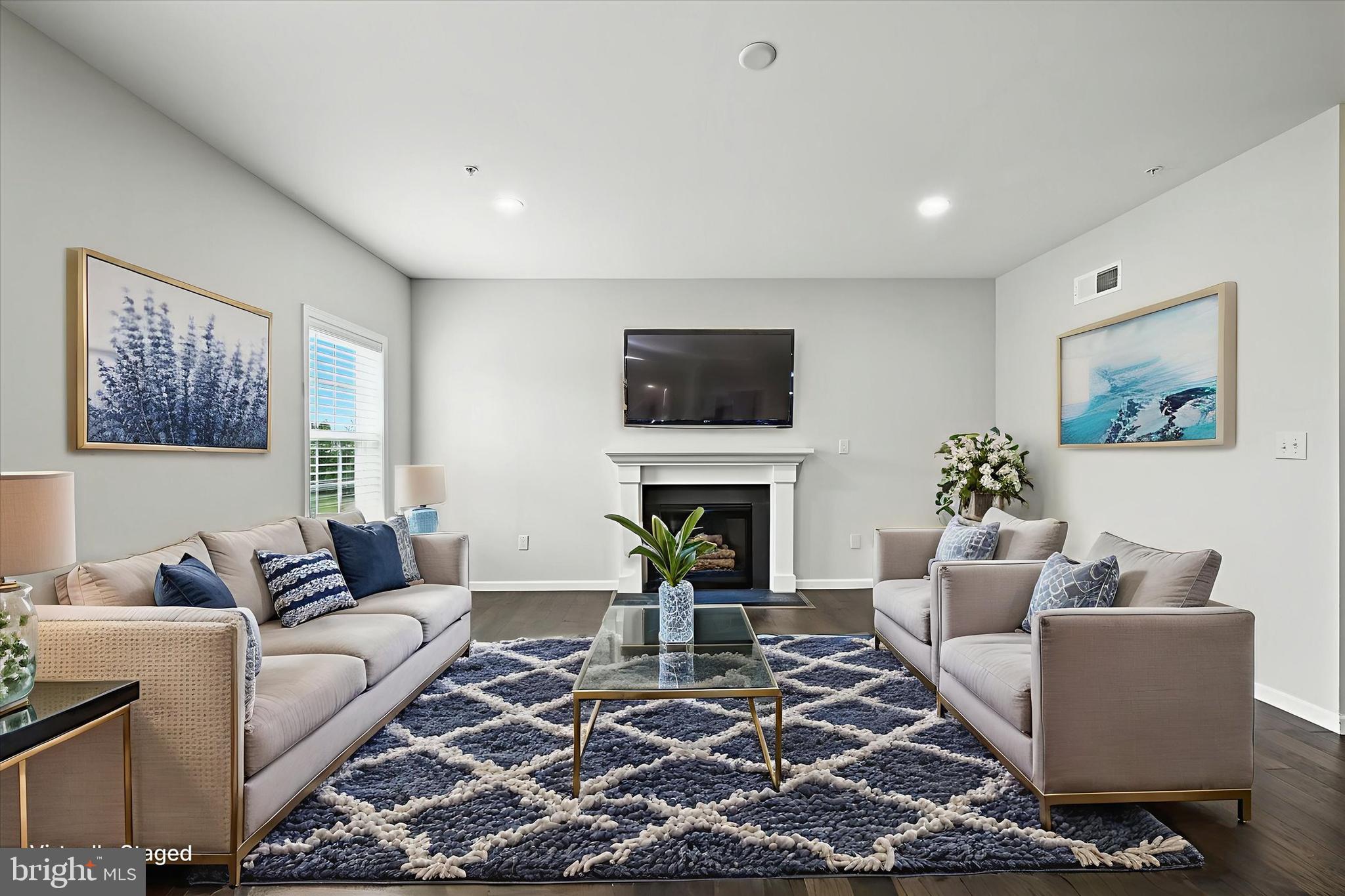 521 LANCELOT DRIVE