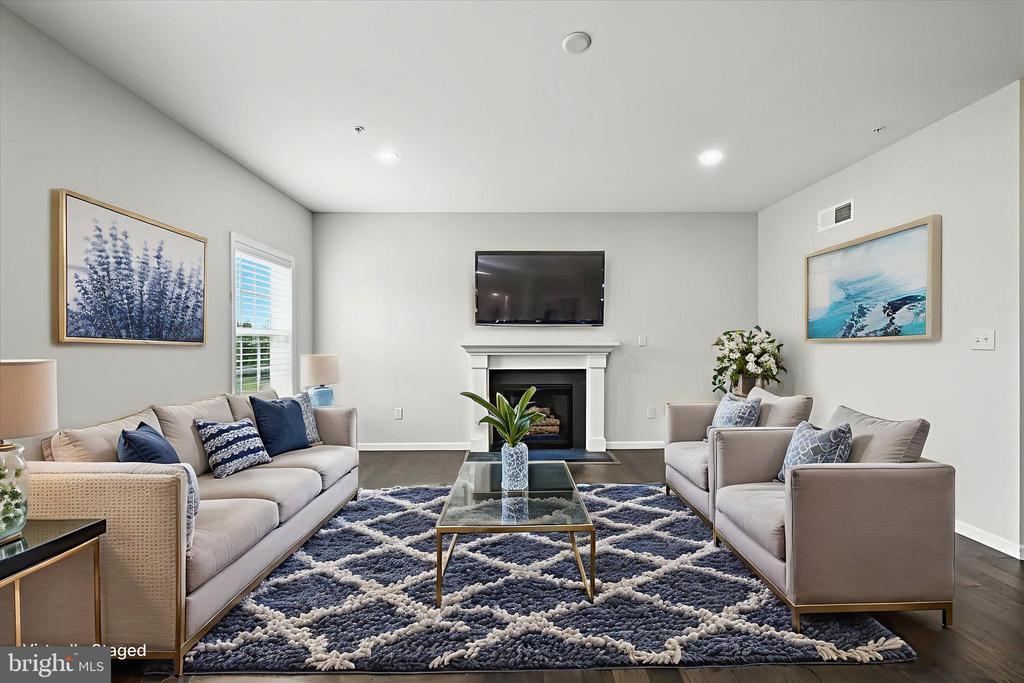 521 LANCELOT DRIVE