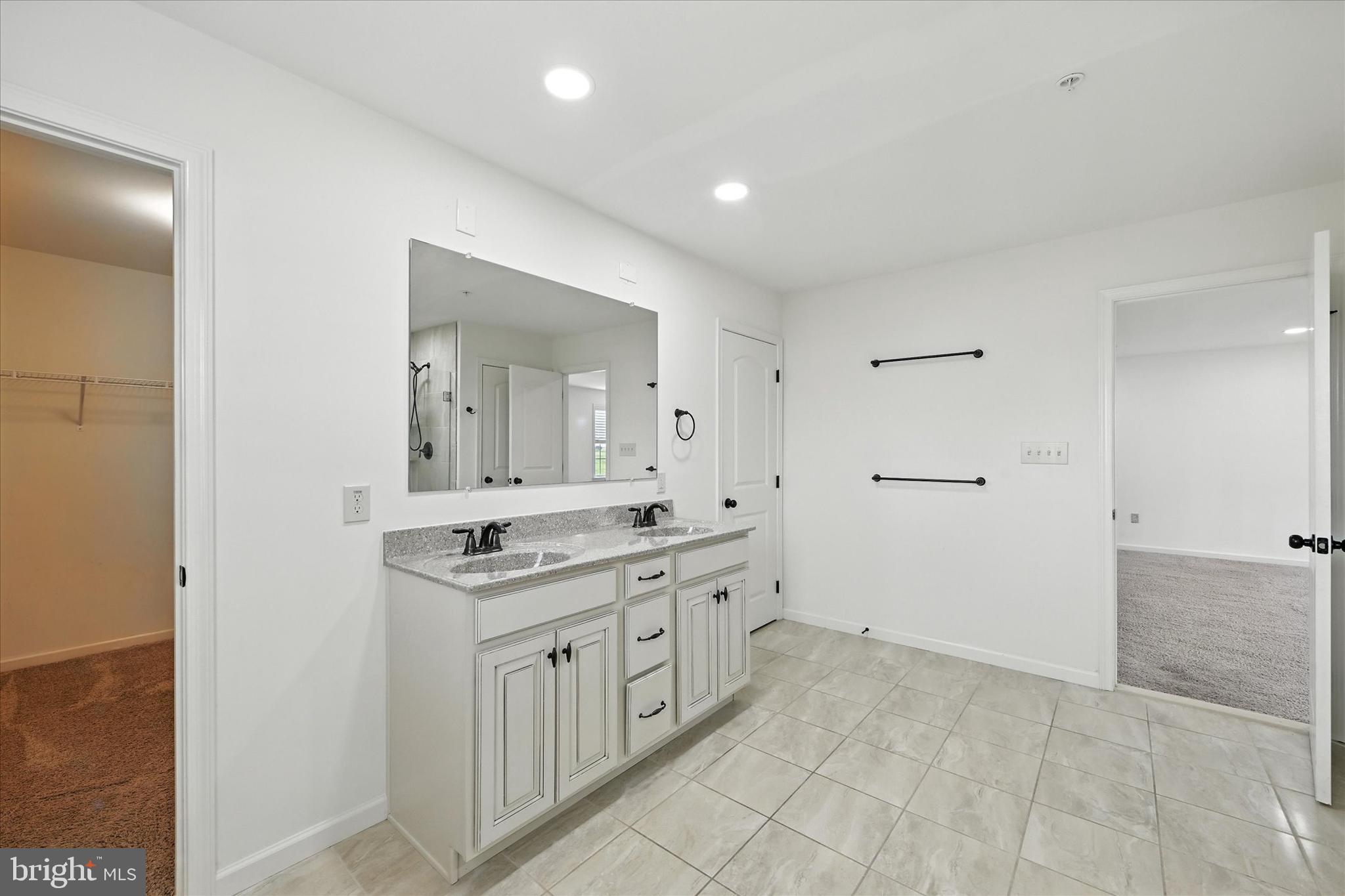 521 LANCELOT DRIVE