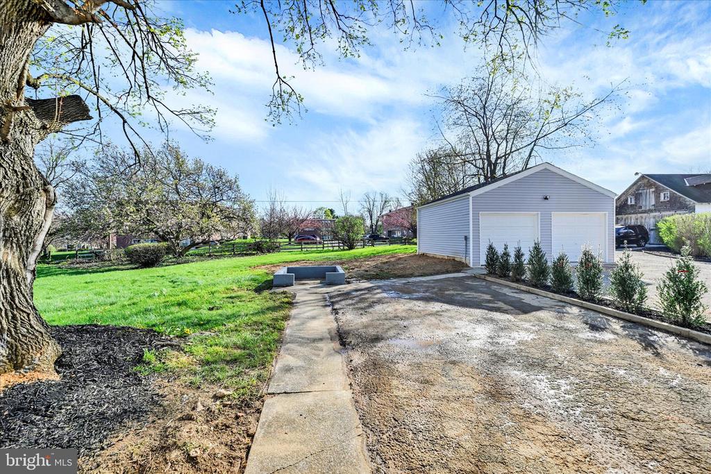 420 E MAIN STREET