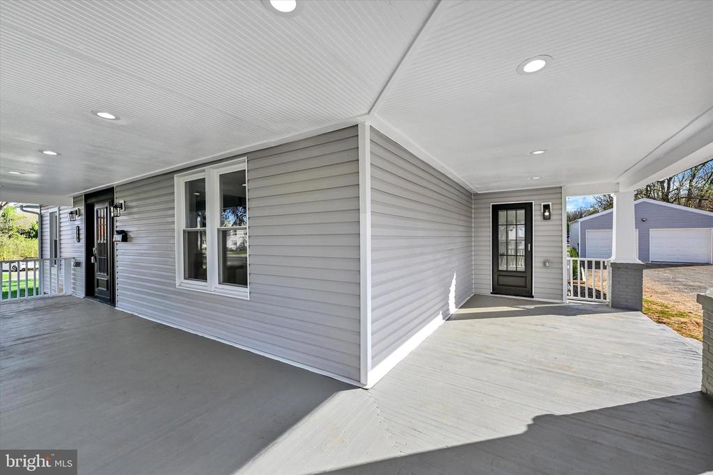 420 E MAIN STREET