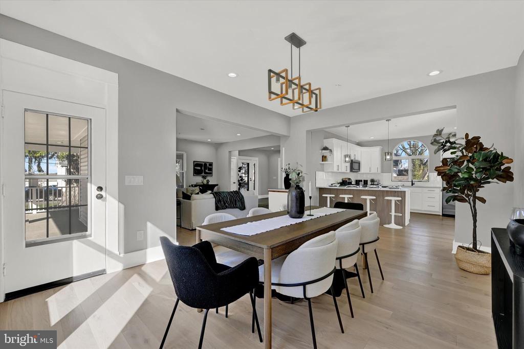 420 E MAIN STREET