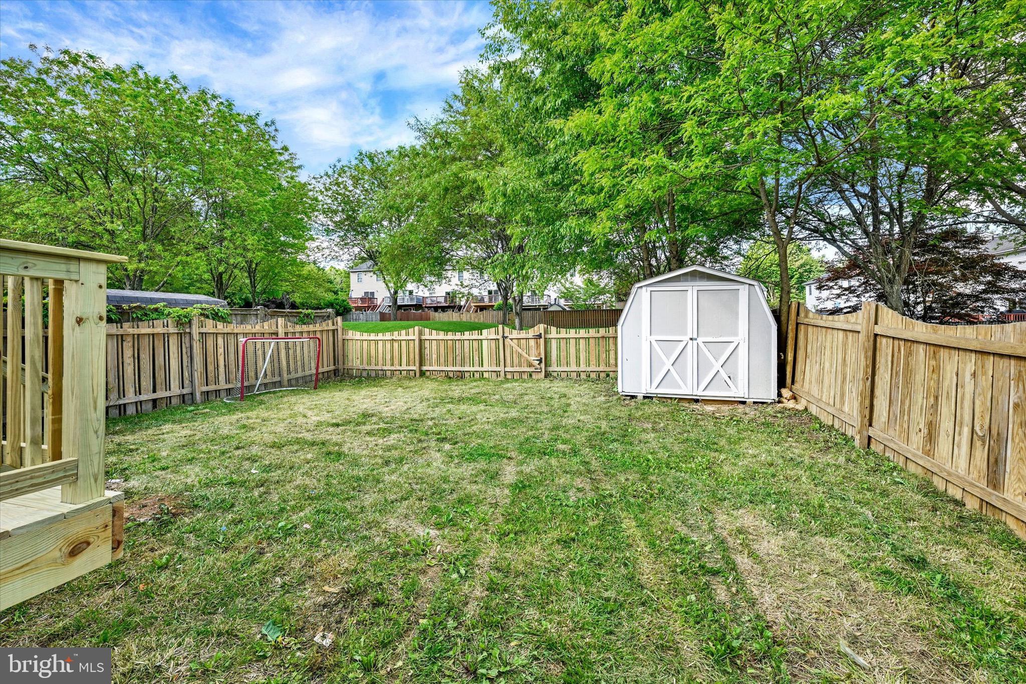 711 MEDINAH CIRCLE