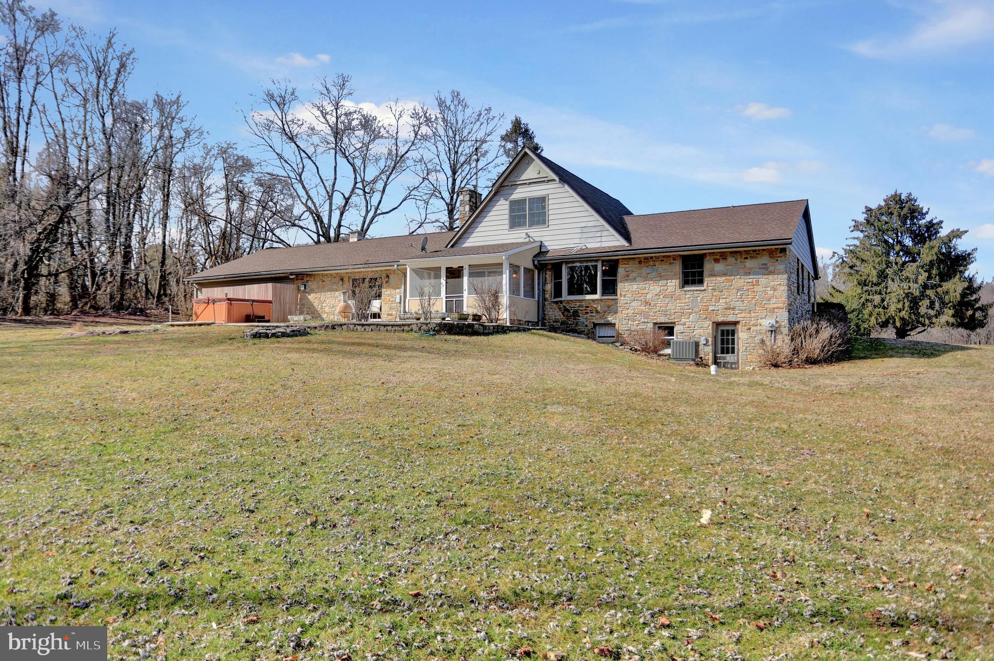 3633 Anderson Ln