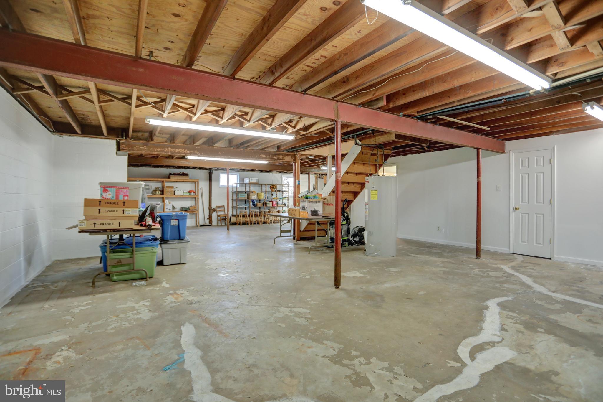3633 Anderson Ln