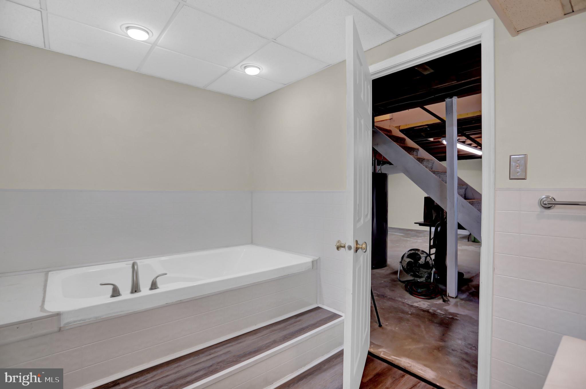 3633 Anderson Ln