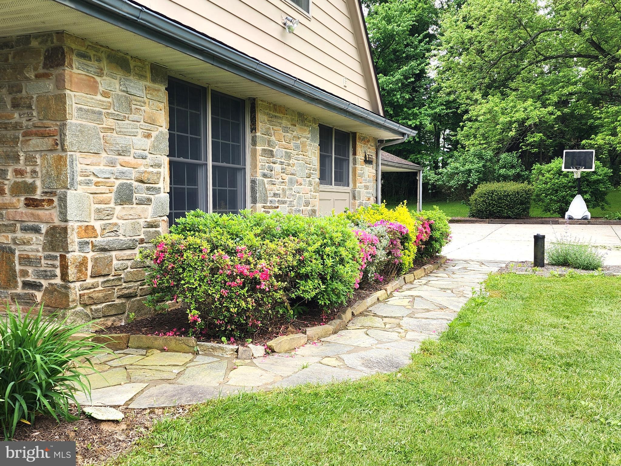 3633 Anderson Ln