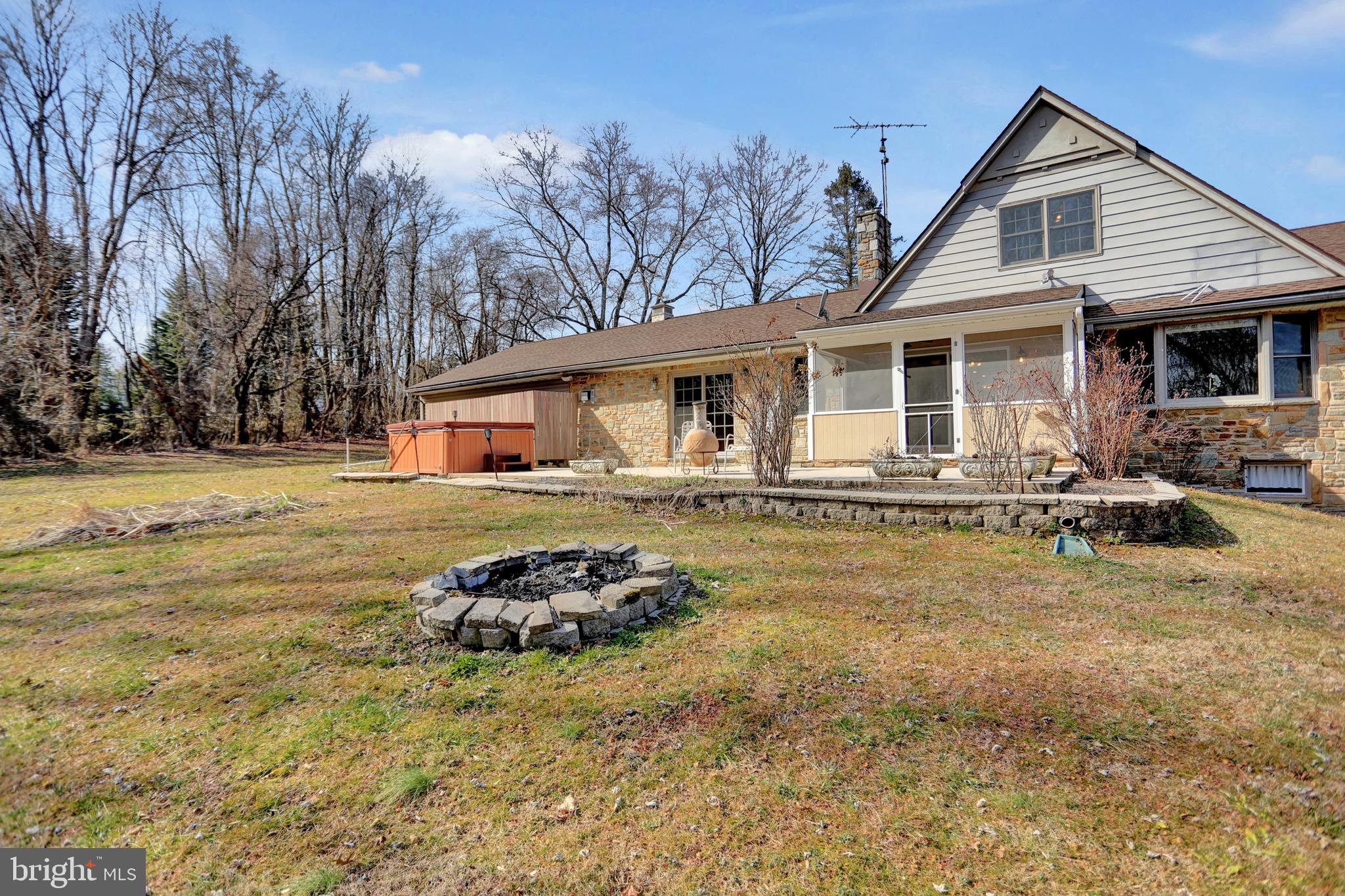3633 Anderson Ln