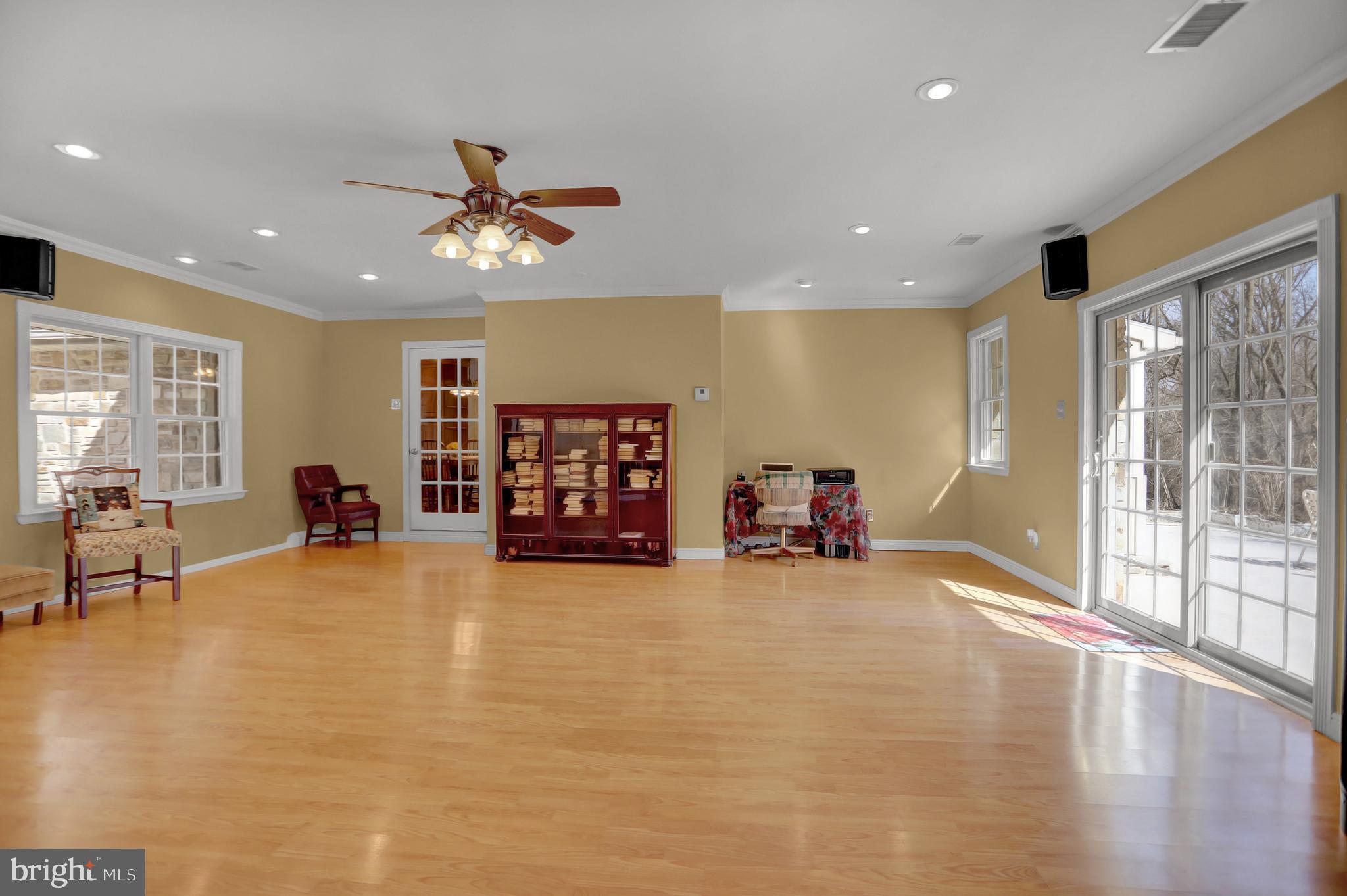 3633 Anderson Ln