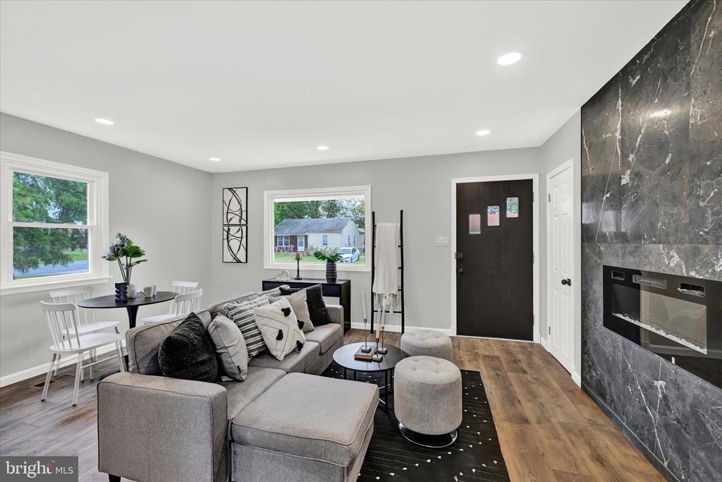 26 Mitchell Ave