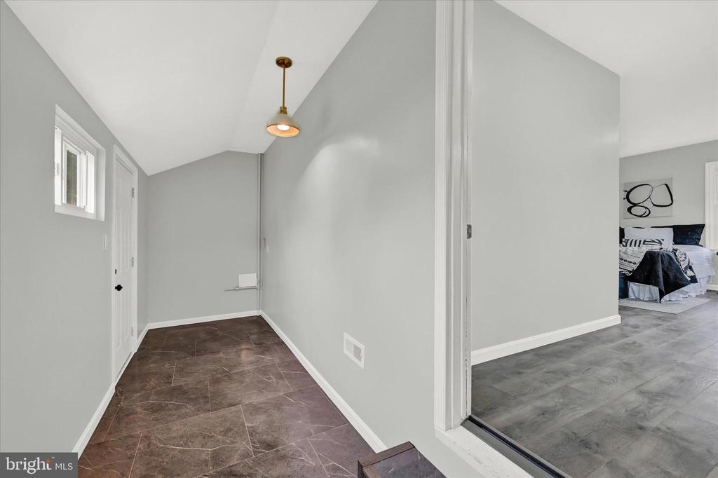 26 Mitchell Ave