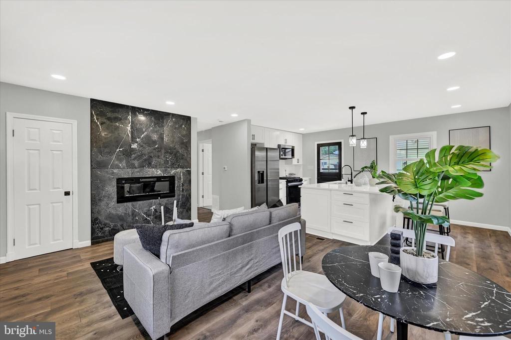 26 Mitchell Ave