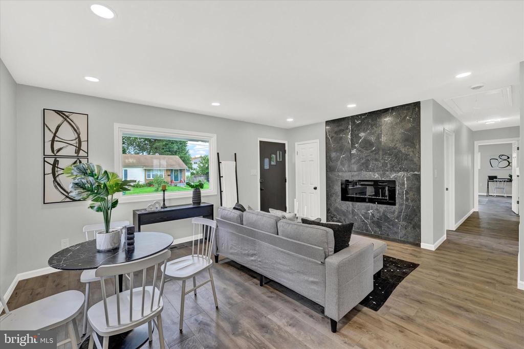 26 Mitchell Ave
