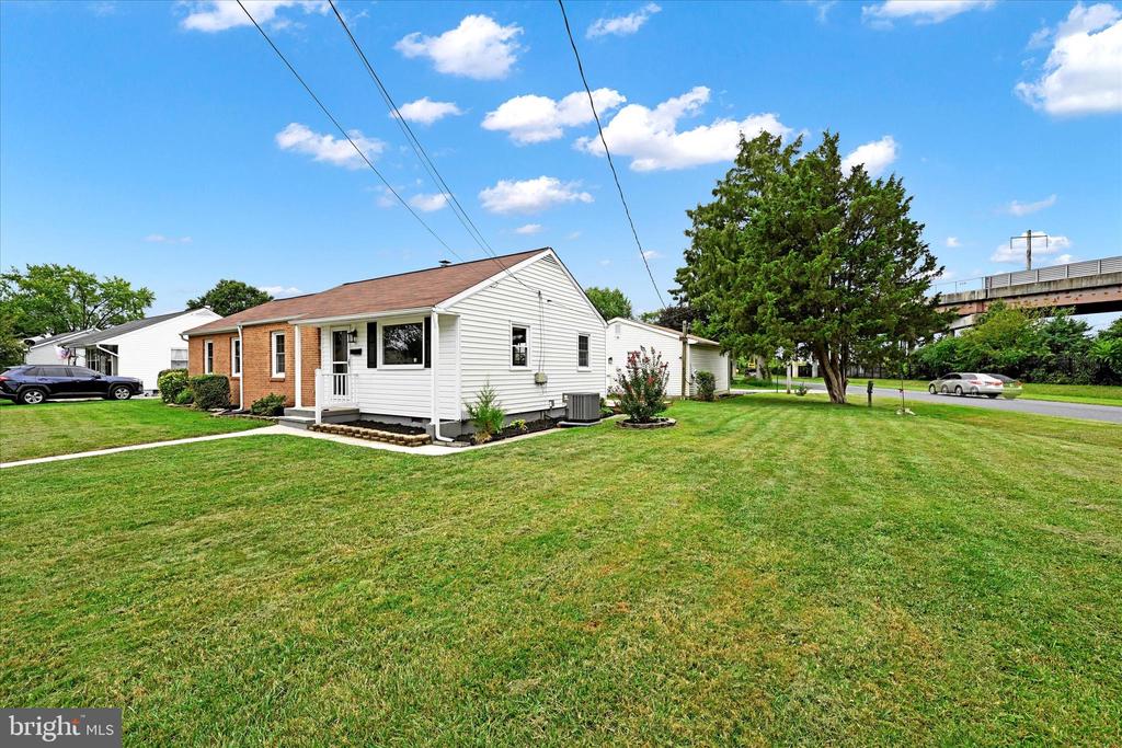26 Mitchell Ave