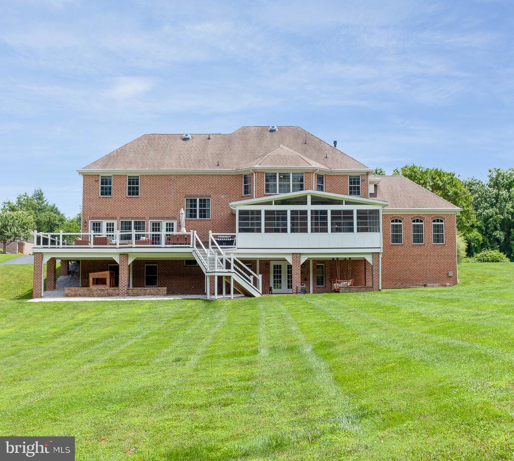 1606 Angleside Rd
