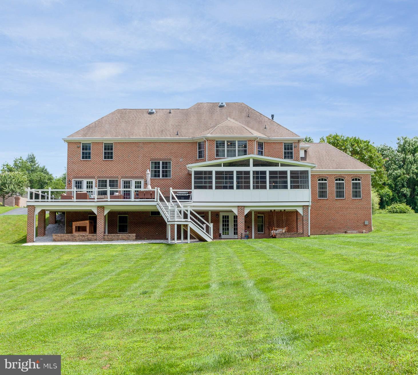 1606 Angleside Rd