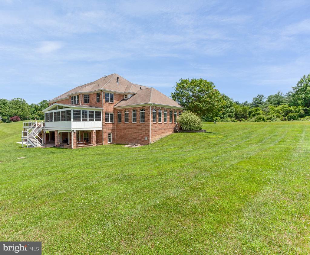 1606 Angleside Rd