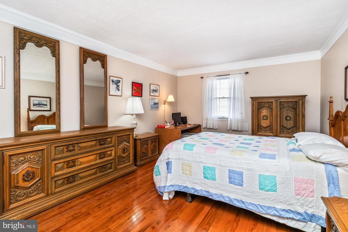 529 Beards Hill Rd