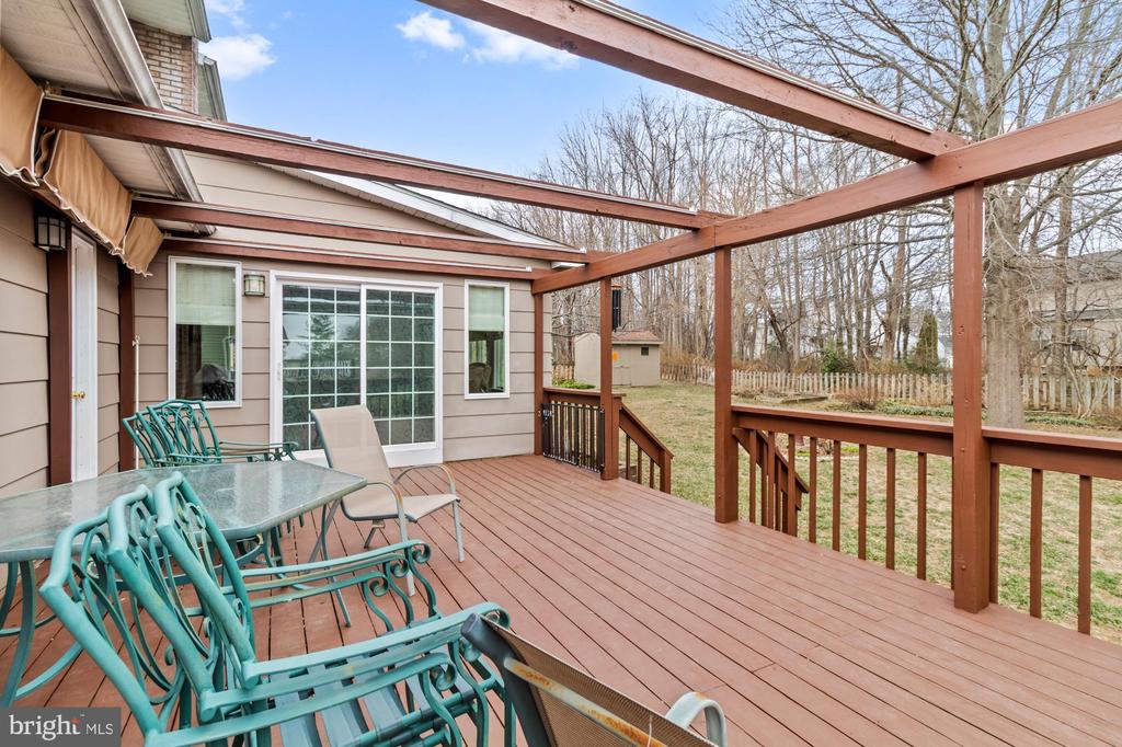 529 Beards Hill Rd