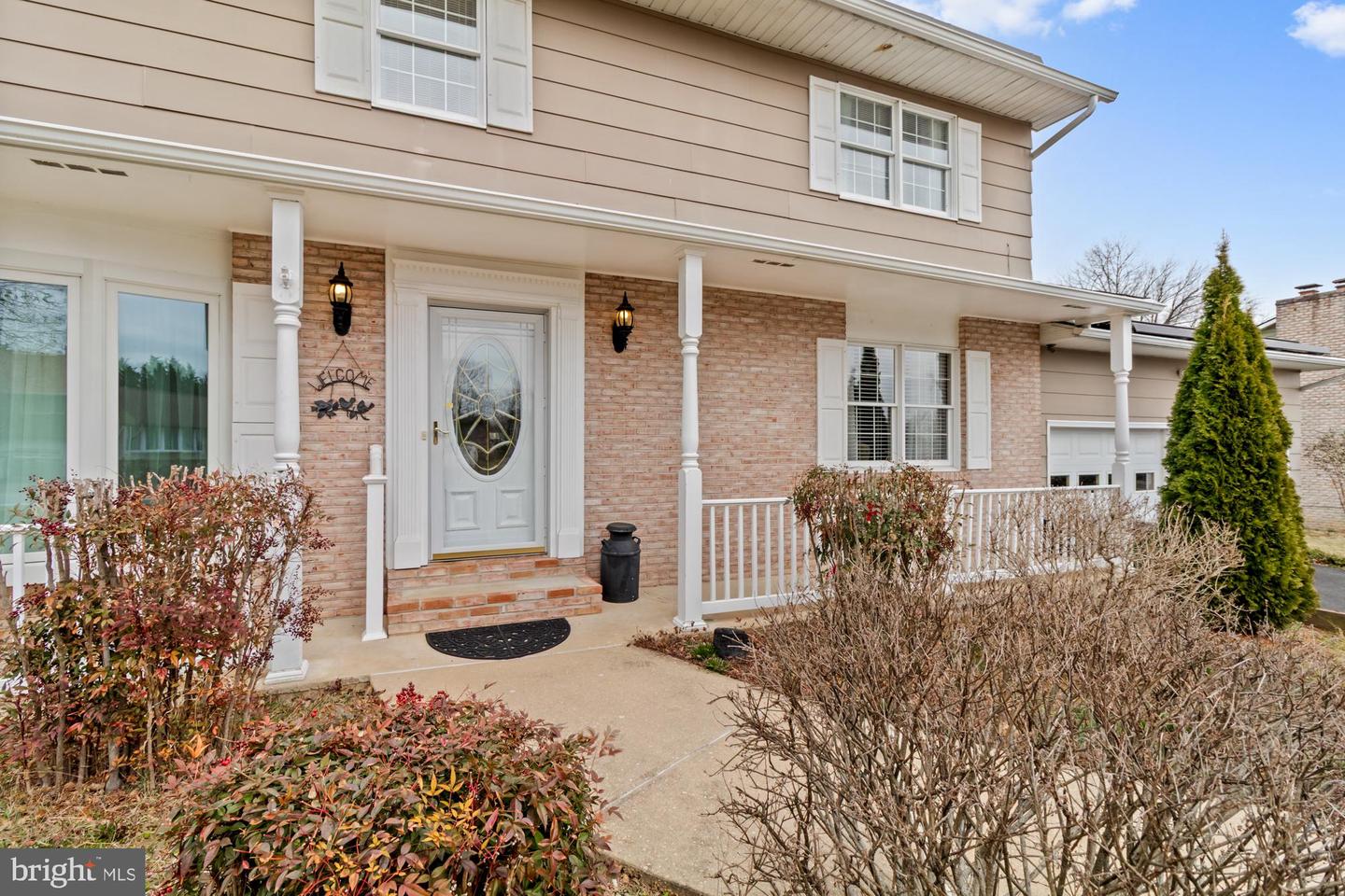 529 Beards Hill Rd