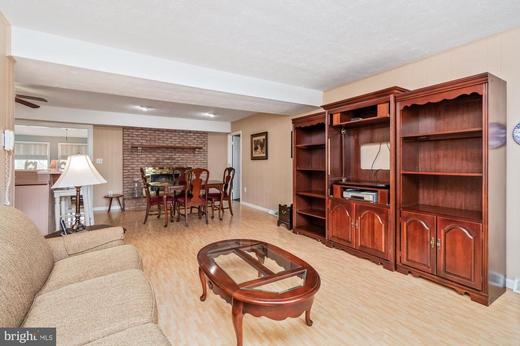 529 Beards Hill Rd