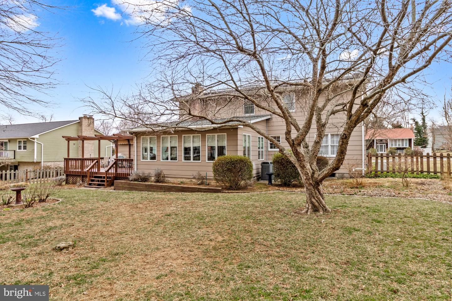 529 Beards Hill Rd