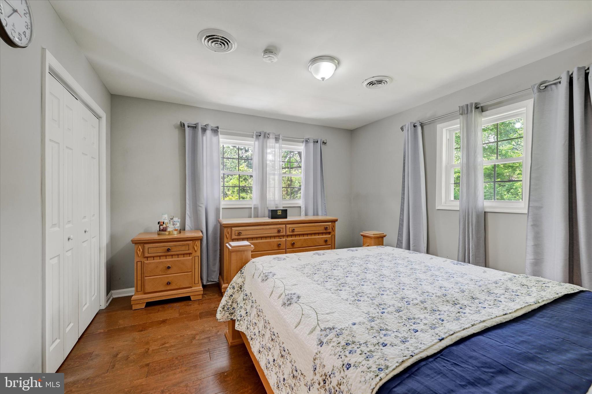 301 Locust Ln
