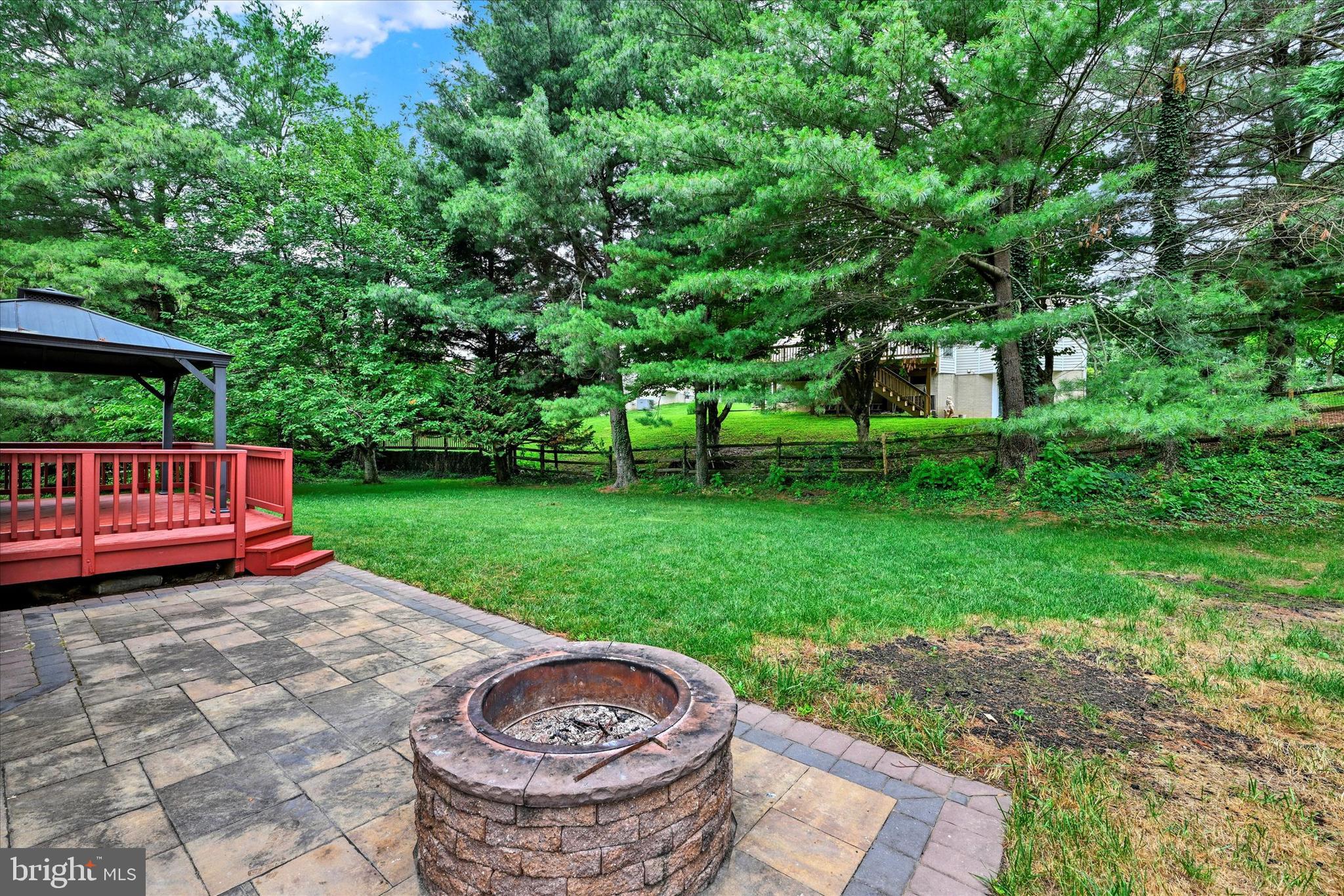 402 Tall Sycamore Ct
