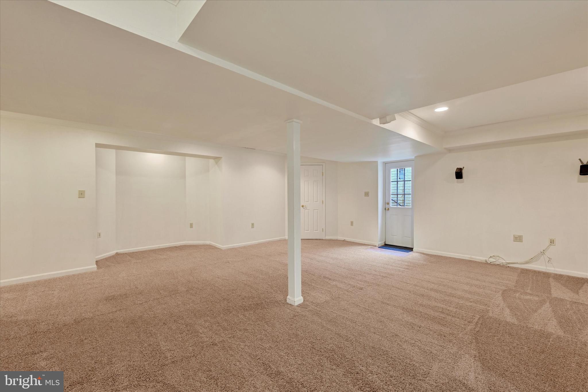 402 Tall Sycamore Ct