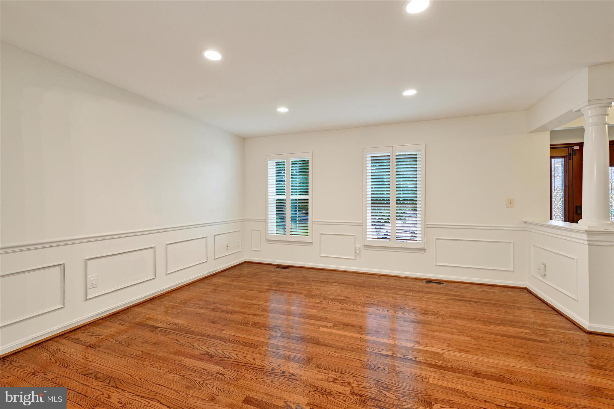 402 Tall Sycamore Ct