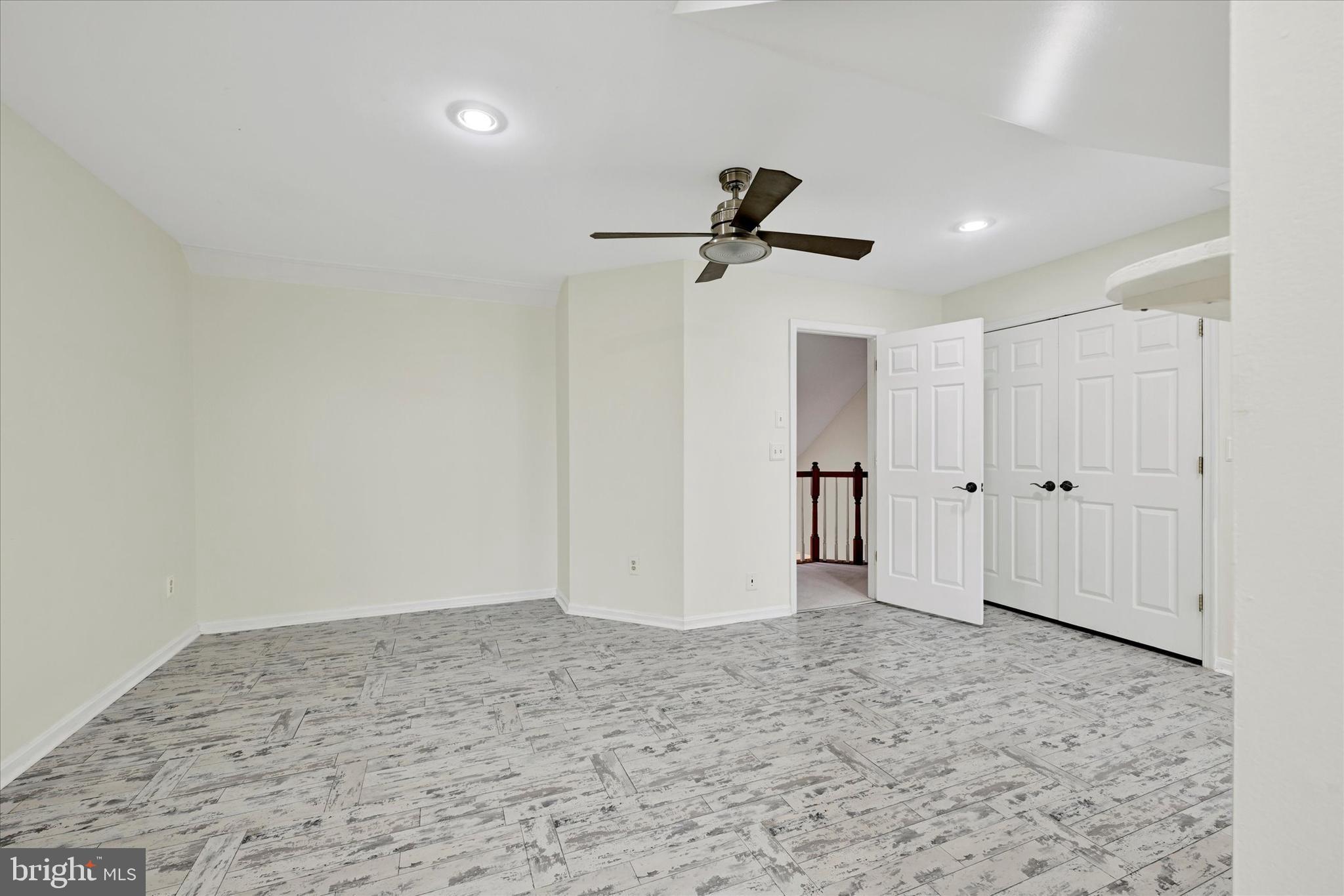 402 Tall Sycamore Ct