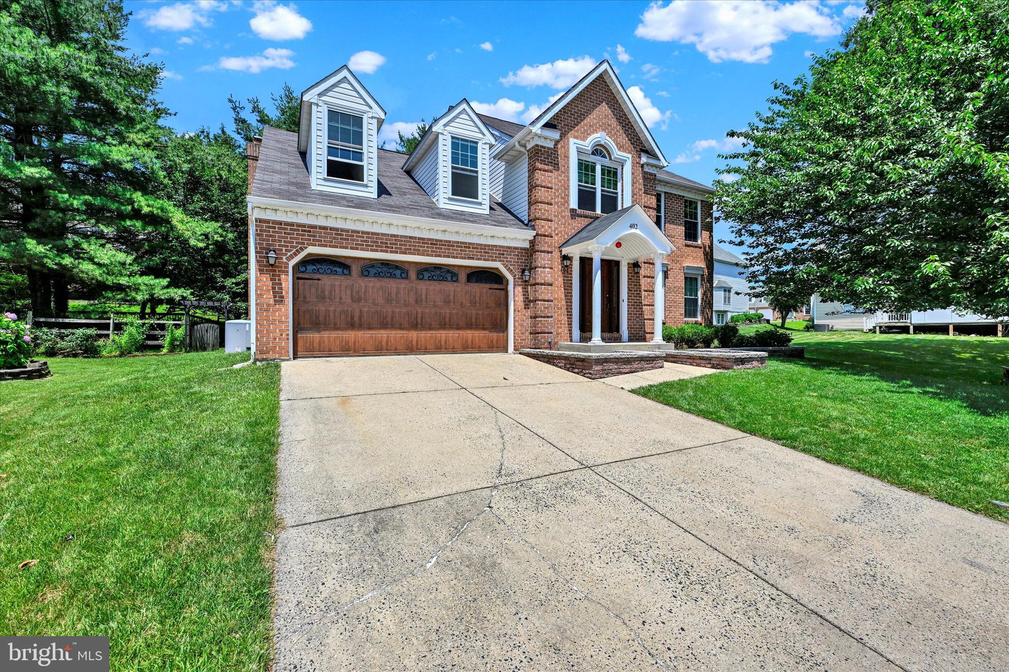 402 Tall Sycamore Ct