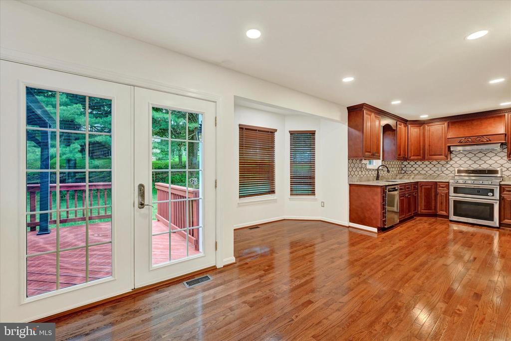 402 TALL SYCAMORE COURT