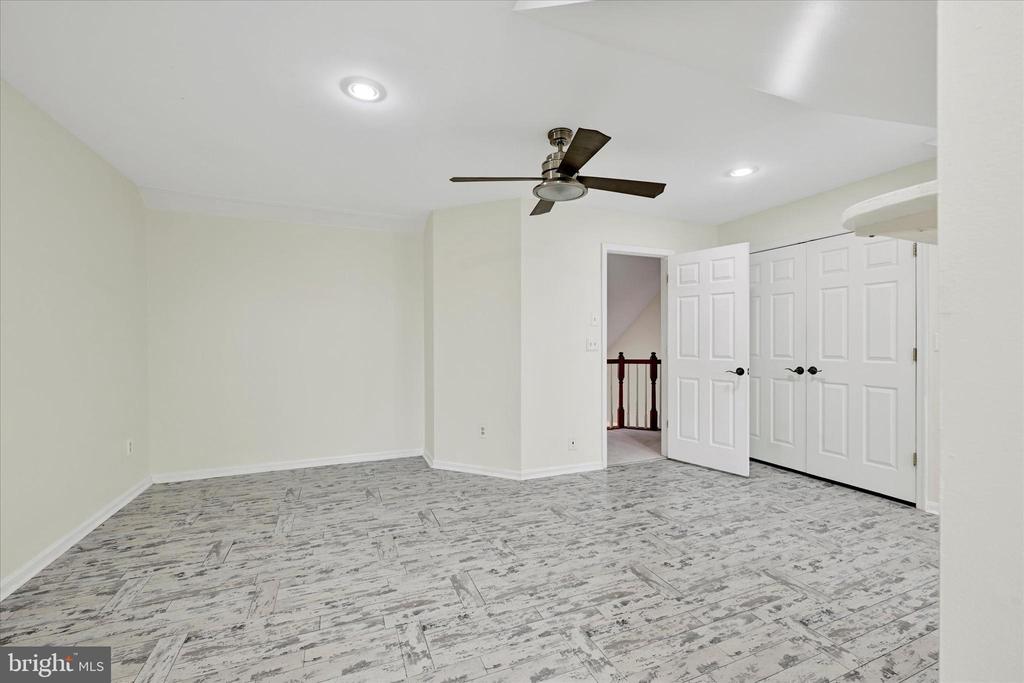 402 TALL SYCAMORE COURT