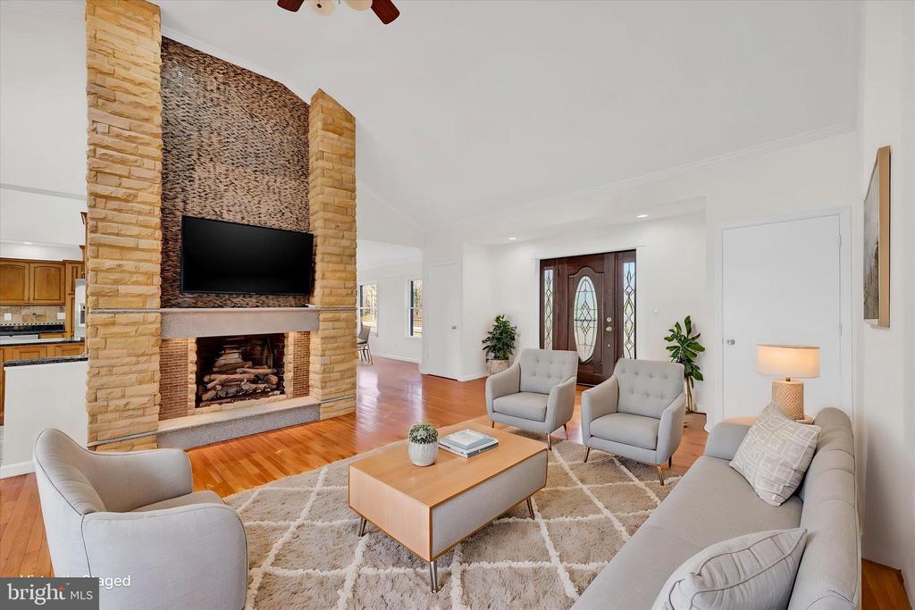 1809 MITCHELL DRIVE