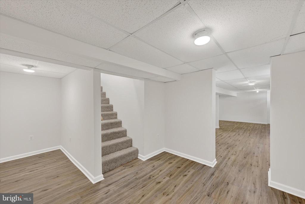 1809 MITCHELL DRIVE