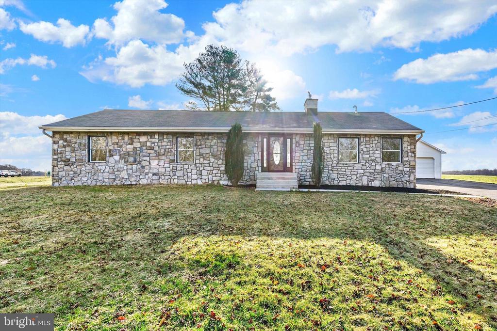 1809 MITCHELL DRIVE