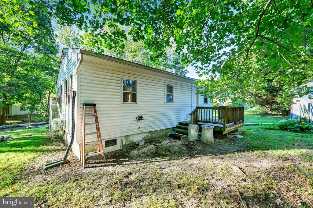 2108 MOORLAND DRIVE