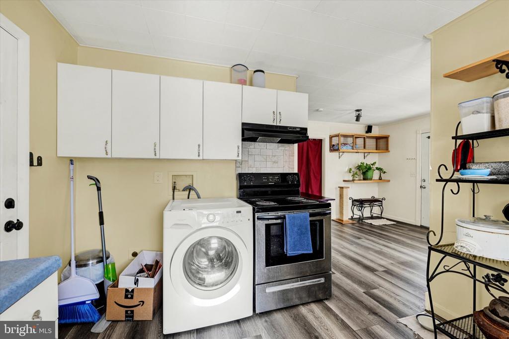 2108 MOORLAND DRIVE