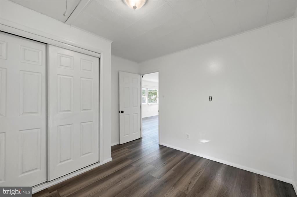 2108 MOORLAND DRIVE