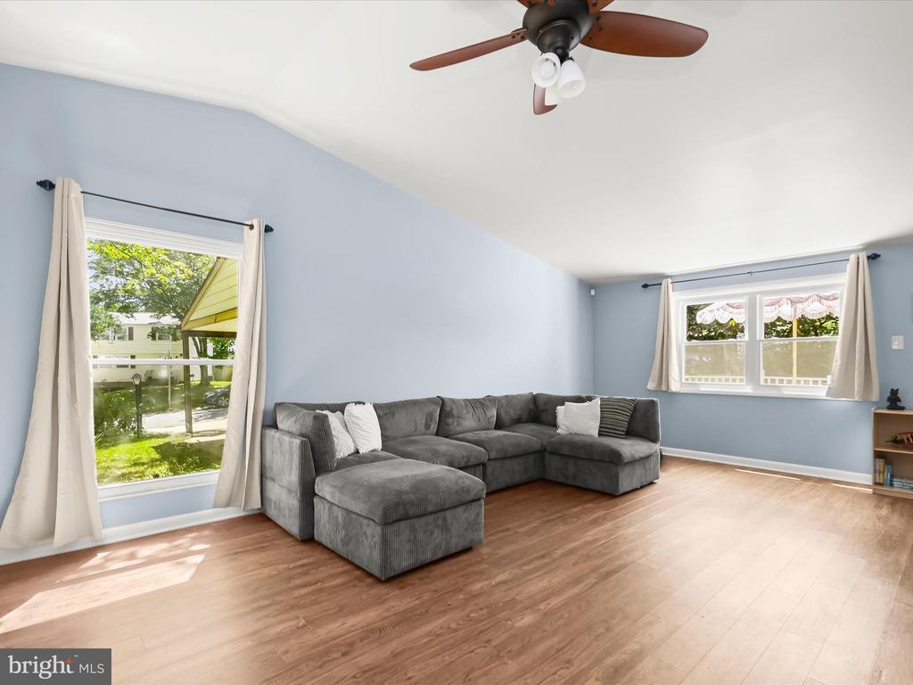 9008 FLICKER PLACE
