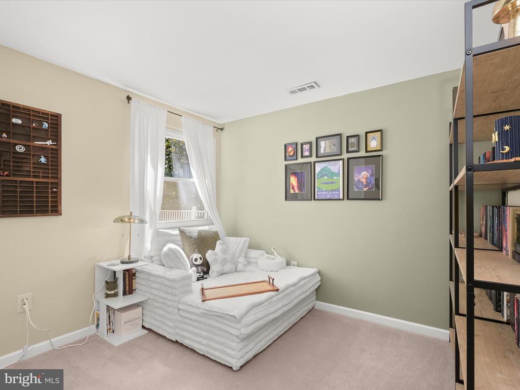 9008 FLICKER PLACE